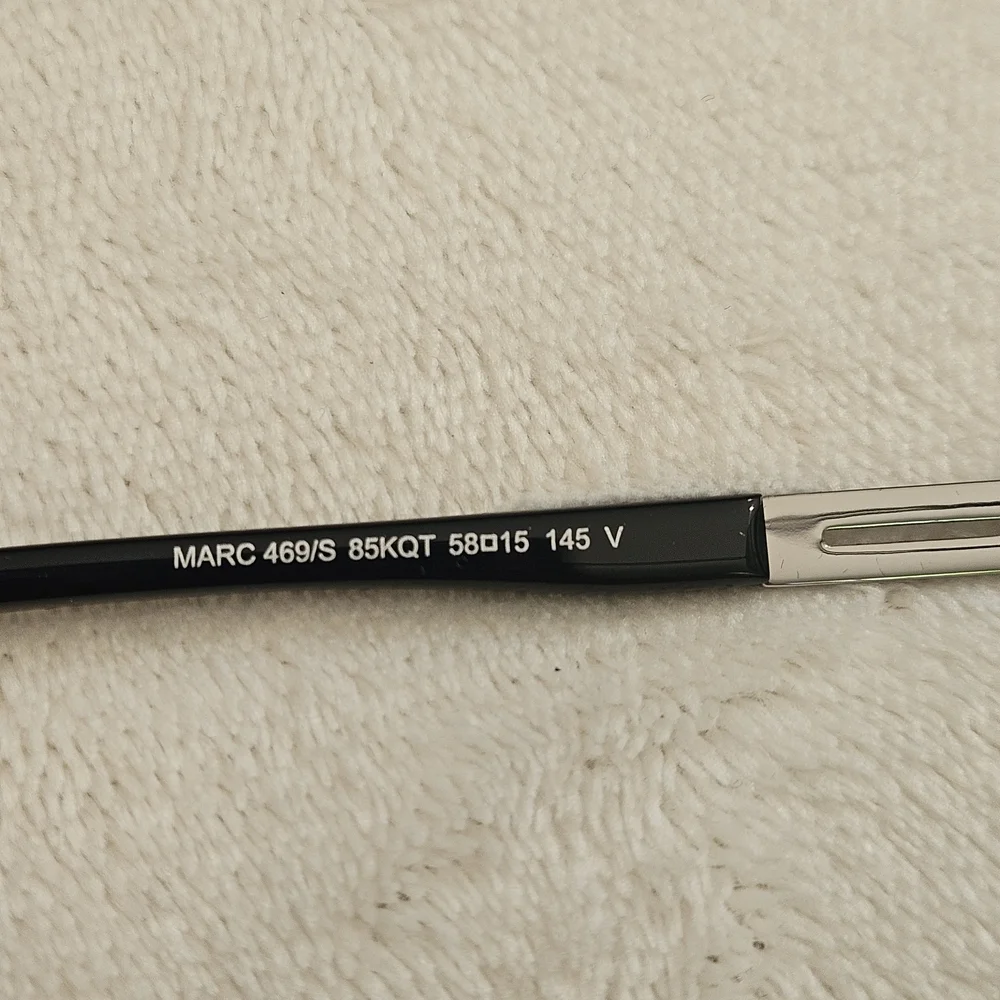 NIB Marc Jacobs Black Aviator Sunglasses